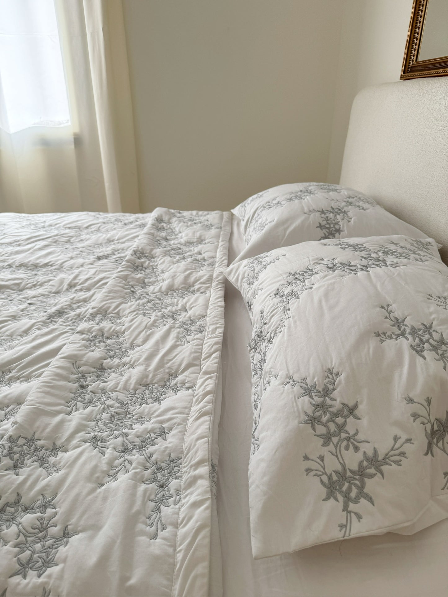 Bloom Quilt Set - Grey Embroidery
