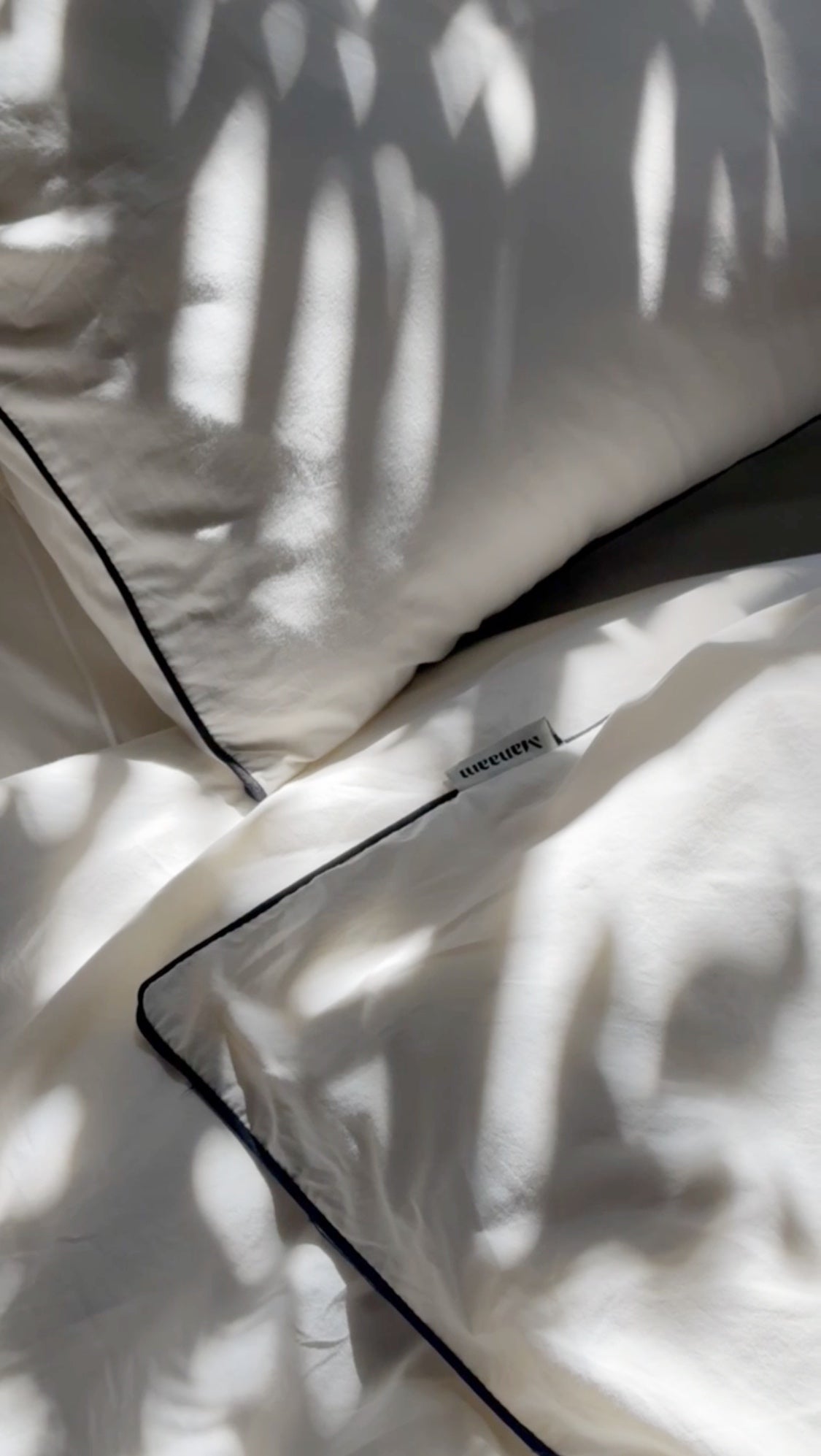 Outlined Duvet Cover Set