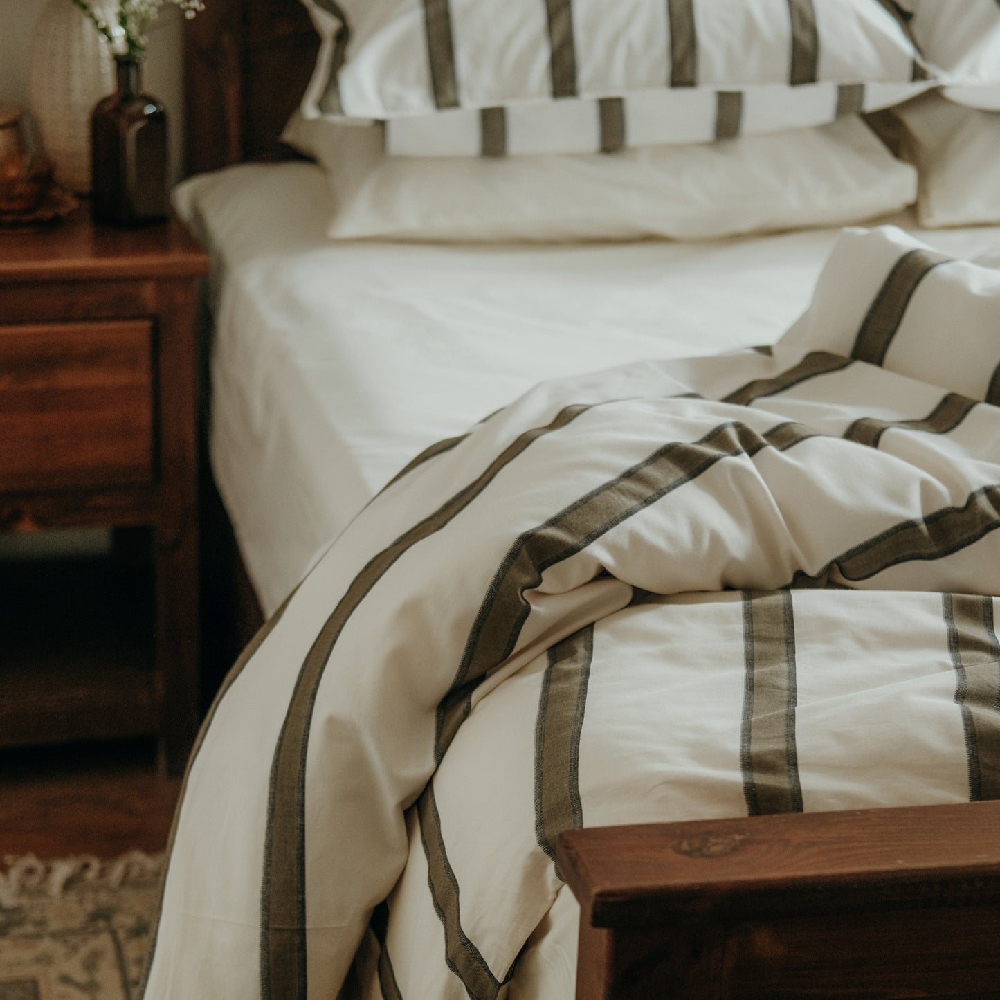 Noireline Duvet Cover Set