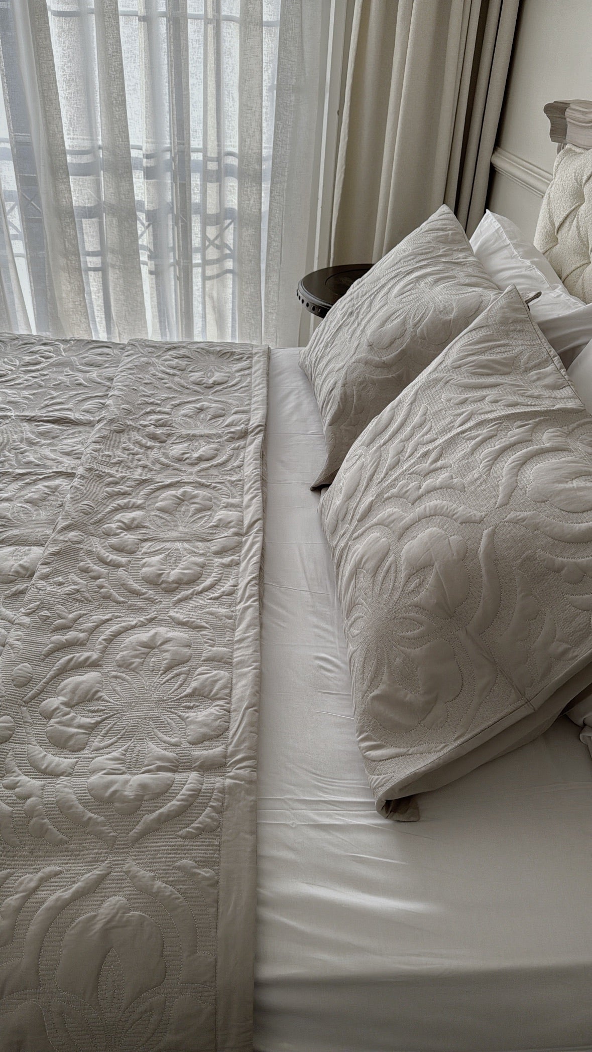 Grey Eunoia Quilt Set