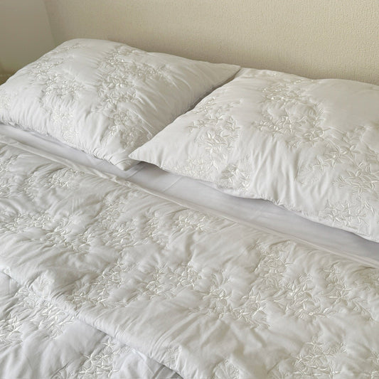 Bloom Quilt Set