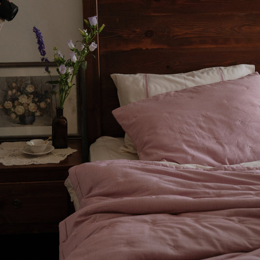 Dusty Mauve Quilt Set
