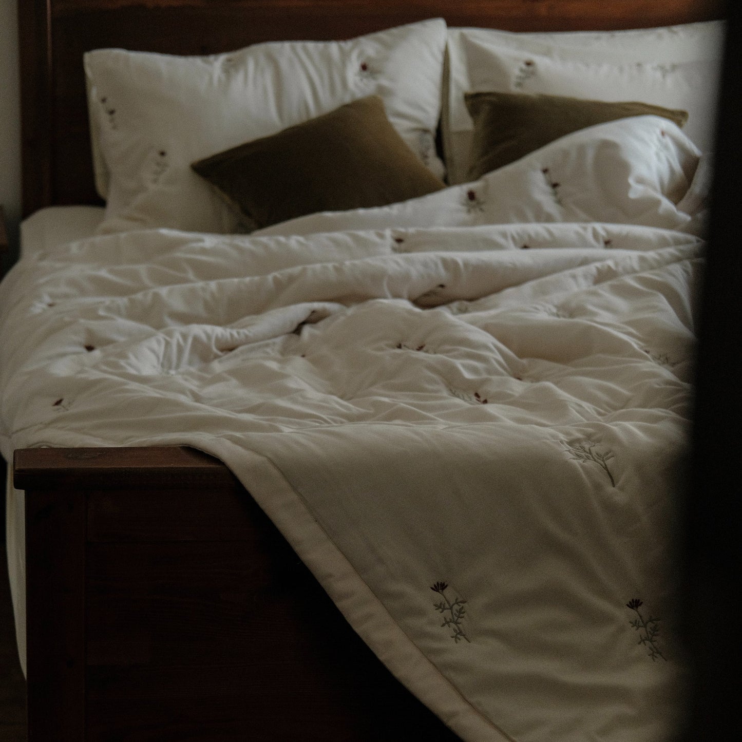 Dawnbloom Quilt Set